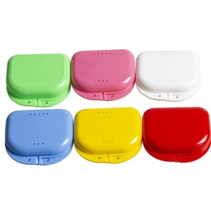 Estuche para Retenedores Dentales con Orificios de Ventilación, 12 Unidades, Multicolor, para Oficina y Viajes - Product Image 2