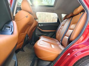 Chery Tiggo 7 Usado de Alta Gama: 2016-2020 <span class=keywords><strong>Hero</strong></span> 1.5T CVT SUV Gasolina, Poco Uso, Deportivo y con Muchas Funciones, Excelente Cuero y Cámara - Product Image 6