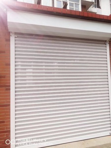 <span class=keywords><strong>Porte</strong></span> à enroulement en alliage d'aluminium <span class=keywords><strong>de</strong></span> haute qualité, antivol, avec système <span class=keywords><strong>de</strong></span> ventilation et mécanisme <span class=keywords><strong>de</strong></span> défilement, pour atelier et usage commercial - Product Image 2