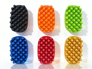 Brosse à <span class=keywords><strong>cheveux</strong></span> en silicone durable et lavable, peigne noir pour barbiers, usage quotidien, vente en gros, couleur personnalisée, brosse portable pour <span class=keywords><strong>cheveux</strong></span> bouclés et tressés avec OEM - Product Image 1