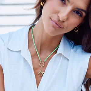 Gemnel 925 collar <span class=keywords><strong>de</strong></span> moda <span class=keywords><strong>de</strong></span> plata esterlina <span class=keywords><strong>Cadena</strong></span> <span class=keywords><strong>de</strong></span> cuerda <span class=keywords><strong>trenzada</strong></span> 14K chapado en <span class=keywords><strong>oro</strong></span> letra inicial encanto colgante personalizar joyería - Product Image 3