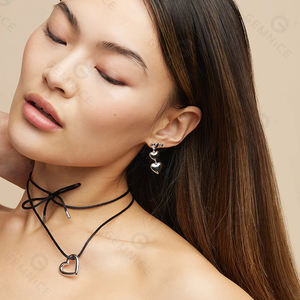 ¡Novedad de productos 2025! Joyería personalizada 925, pendientes largos con pasador de gota de corazones llamativos chapados en oro y plata - Product Image 6