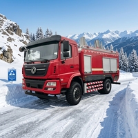 Nouveau camion-citerne de lutte contre les incendies Dongfeng 44 Wildland, 2000L, moteur diesel Cummins, pompe CB40, véhicule tout-terrain, portée de 65m, transmission manuelle