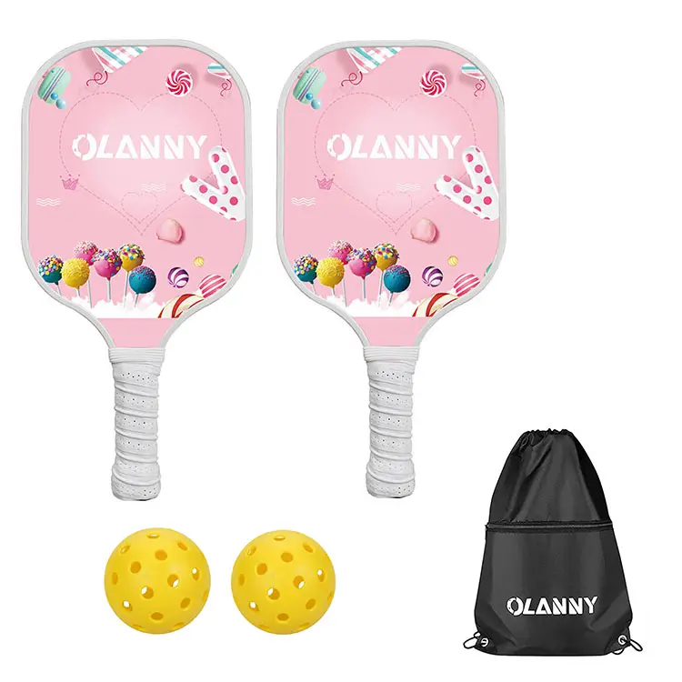 OEM özelleştirilmiş pürüzsüz yüzey karbon Fiber USAPA Pickleball kürekler dört Pickleballs ile 2 Set