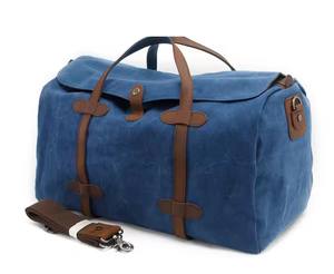 Sac fourre-tout en toile cirée avec logo personnalisé Sac de week-end <span class=keywords><strong>polochon</strong></span> en cuir imperméable de grande capacité à la mode avec sangle en cuir et fermeture éclair - Product Image 4