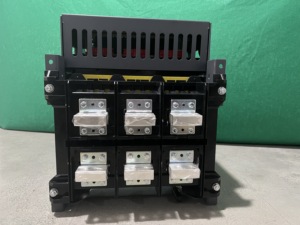 Cnkeeya <span class=keywords><strong>ACB</strong></span> 630A 2500A 5000A 6300A Draw-Out/cố định loại 3 cực Air Circuit Breaker Chất lượng cao cdw3 3 P 4P delixi 400/415Vac - Product Image 3