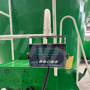 Vagones Mezcladores de Forraje para Ganado Pequeño de la Mezcladora de Alimentos TMR HINDA, Utilizados para la Alimentación en Granjas Lecheras - Product Image 3