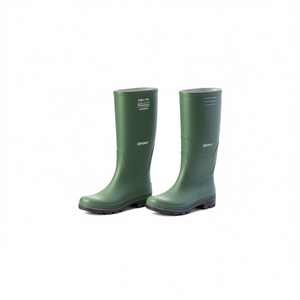 Botas de lluvia de PVC verde Ttake con suela negra, calzado de seguridad para uso en exteriores. - Product Image 2