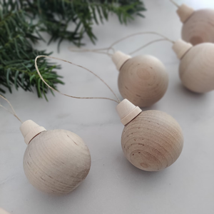 Ensemble <span class=keywords><strong>de</strong></span> boules <span class=keywords><strong>de</strong></span> Noël en bois naturel non finies, boules suspendues pour arbre <span class=keywords><strong>de</strong></span> Noël, minimalistes, écologiques, décorations <span class=keywords><strong>de</strong></span> Noël, étiquette cadeau - Product Image 4