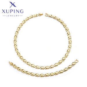 <span class=keywords><strong>Set</strong></span> di Gioielli Xuping all'Ingrosso, <span class=keywords><strong>Collana</strong></span> <span class=keywords><strong>e</strong></span> <span class=keywords><strong>Bracciale</strong></span> con Catena a Cuore Placcata in Oro 14K, <span class=keywords><strong>Set</strong></span> Unisex per Donna <span class=keywords><strong>e</strong></span> <span class=keywords><strong>Uomo</strong></span> - Product Image 2