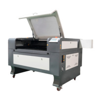 Machine de gravure et de découpe au laser CO2 60-100W 600x900mm avec axe rotatif pour le bois et le papier, refroidissement par eau, haute précision