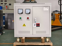 Transformateur de tension triphasé sec abaisseur de tension 50 kVA-150 kVA, 380 V vers 220 V / 415 V vers 480 V, 60 Hz