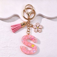 Porte-clés en résine rose en forme de fleur avec alphabet, 26 lettres, pompon et paillettes, pour sac à main femme, vente en gros
