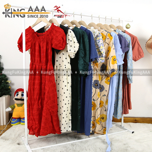 Robes en soie synthétique KungFu KingAAA pour femmes, vêtements d'occasion, vêtements de seconde main, vente en gros - Product Image 4