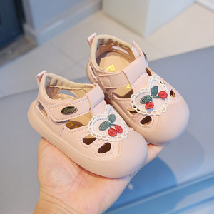 Chaussures pour bébé antidérapantes à semelle souple, sandales pour bébé brodées de cerises, chaussures d'été pour tout-petits - Product Image 3