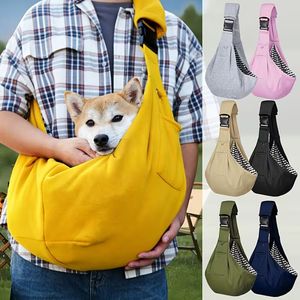 Mochila Porta Mascotas, Bolso de Hombro para Perros y Gatos, de Poliéster, para Viajes, en Varios Colores - Product Image 2