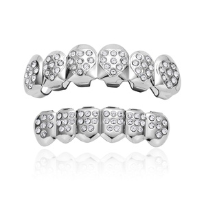 BES Hip Hop or dents Grillz bijoux glacé plein <span class=keywords><strong>strass</strong></span> coeur dents <span class=keywords><strong>dentaire</strong></span> Grillz ensemble mode corps bijoux hommes - Product Image 1