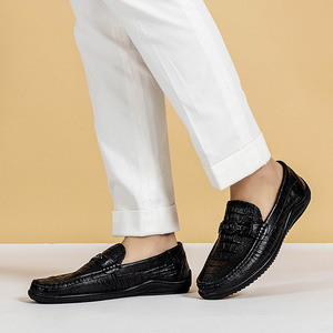 Zapatos de Cuero Casuales Modernos para Hombre, Diseño Oxford Nuevo con Característica Plana e Impermeable, Cierre sin Cordones para la Temporada de Otoño - Product Image 5