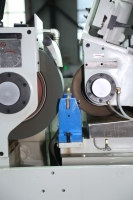 Oferta Especial: Rectificadora Cilíndrica Sin Centros CNC de 5 Ejes YASHIDA CG-18S-5A con Motor y Componentes Principales