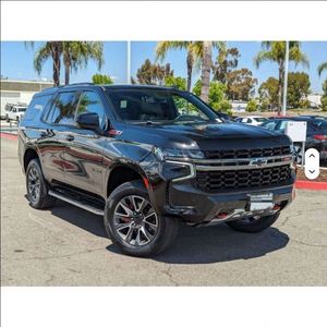 SUV <span class=keywords><strong>Chevrolet</strong></span> <span class=keywords><strong>Tahoe</strong></span> Z71 Usato con Titolo Pulito - Product Image 1