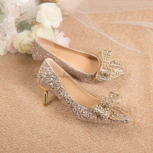 Zapatos de Novia Rojos de Tacón Fino con Lentejuelas, Estilo Chino, Talla Grande, Venta al por Mayor de Fábrica, Novedad para Mujer - Product Image 3