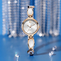 Montre en quartz perle exquise de style ancien unique pour femme, délicate, luxe léger, haut niveau d'apparence, boîtier en alliage, étanche