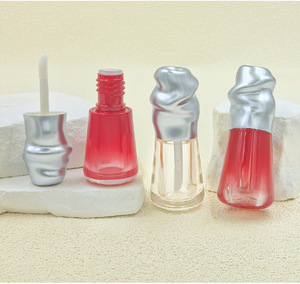 Mejor precio Plata Forma Linda Etiqueta privada 3,5 ml Plástico ABS Logotipo personalizado Tubo de brillo de labios vacío - Product Image 4