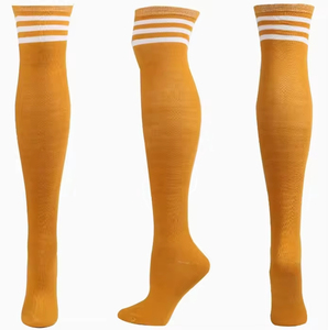 Chaussettes longues classiques neuves pour femmes, au-dessus du genou, pour le printemps, avec trois bandes, vente en gros, haute qualité - Product Image 6