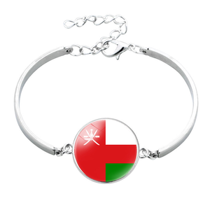 Bracelet personnalisé drapeau français avec pierre précieuse, chaîne en métal et cabochon, idéal pour les souvenirs de voyage Tour Eiffel et comme cadeau de mode - Product Image 4
