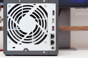 QNAP TS-464C Celeron Quad-core Dual 2.5GbE NAS เซิร์ฟเวอร์จัดเก็บข้อมูลเครือข่ายแบบคลาวด์ในบ้านพร้อมพอร์ต 2.5GbE สองพอร์ต รุ่น TS-464c - Product Image 5