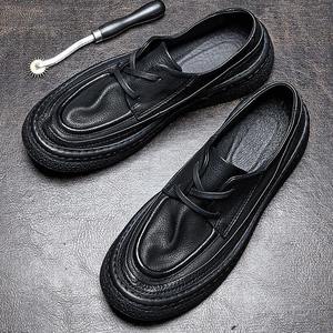 รองเท้าหนังผู้ชายสไตล์อังกฤษแบบเรโทร งานแฮนด์เมด คุณภาพสูง ระบายอากาศได้ดี พื้นนุ่ม สวมใส่สบาย เหมาะสำหรับธุรกิจและลำลอง - Product Image 4