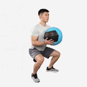 Ensemble de balles murales texturées Rising Fitness pour l'exercice et l'entraînement – En stock - Product Image 3