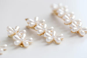 Horquilla <span class=keywords><strong>de</strong></span> flor <span class=keywords><strong>de</strong></span> moda para niña y mujer, clip para el pelo <span class=keywords><strong>de</strong></span> pico <span class=keywords><strong>de</strong></span> pato, clip para niña, estilo Margarita - Product Image 2