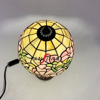 Lampe de table décorative LED 2026 Sensmuel en alliage, abat-jour coloré en vitrail artisanal soudé