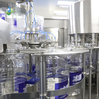 Ligne de production entièrement automatique rotative pour le lavage, le remplissage et l'emballage de bouteilles d'eau de 3L, 5L, 6L, 7L, 10L - Machine de remplissage de bouteilles d'eau