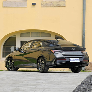 Hyundai Elantra essence, boîte CVT intelligente, livraison rapide, faible kilométrage, norme Euro VI, traction avant, berline pour l'exportation - Product Image 5