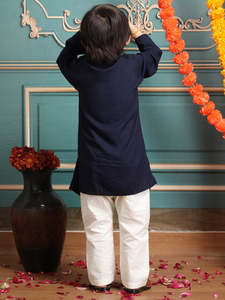 Conjunto de Kurta y Pijama Azul Marino para Niños, Mezcla de Algodón, Ropa Étnica Infantil, Traje Tradicional Festivo, Cómodo para Fiestas y Bodas - Product Image 2