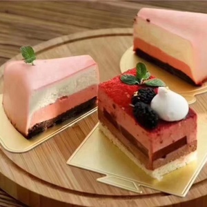 Plateau à gâteau miniature doré, plateau triangulaire doré - Product Image 2