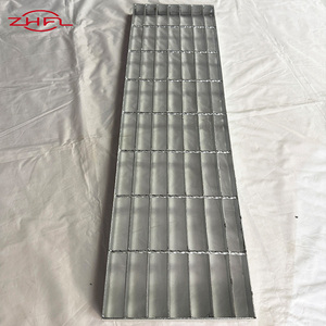 Rejilla de Acero al Carbono Galvanizado de Alta Resistencia, Anticorrosión, para Pasarelas, con Barras Lineales Estriadas, Resistente al Fuego/Agua, para Plantas - Product Image 1