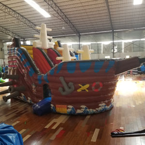 Château gonflable de bateau pirate avec toboggan pour le divertissement des enfants et des adultes, en PVC - Product Image 1