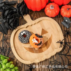 Bandejas de Madera Navideñas para Servir, con Forma de Reno, Gorro de Santa y Árbol, Color Madera Natural, Decoración para Fiestas - Product Image 2
