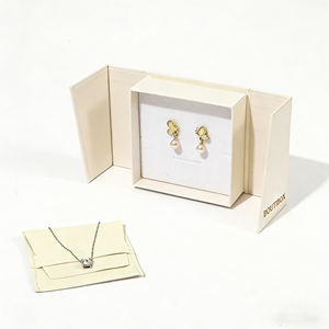 Scatola per Gioielli di Lusso Ecologica Biodegradabile Riutilizzabile Rigida con Chiusura Magnetica, Fodera in Spugna e Logo Stampato in <span class=keywords><strong>Oro</strong></span> per Matrimoni - Product Image 2