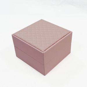 Boîte d'emballage de montre pour hommes en cuir de luxe de qualité supérieure Boîte d'emballage de montre personnalisée - Product Image 5