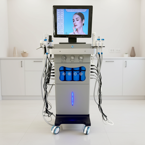 <span class=keywords><strong>Prix</strong></span> d'usine, machine de soin du visage par hydrodermabrasion 18 en 1, jet d'oxygène, bulles d'eau, H2O2, instrument de nettoyage de la peau du visage - Product Image 1