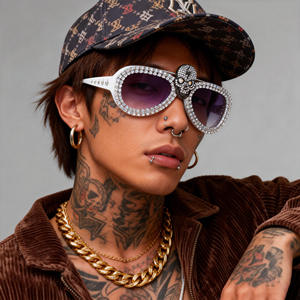 Kacamata Pria Desain Mewah Trendi Baru Buatan Tangan Vintage dengan Dekorasi Kristal Tengkorak untuk Pesta yang Elegan - Product Image 3