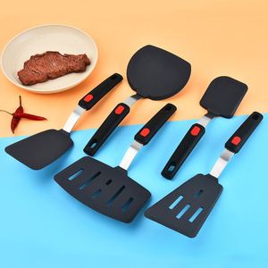 Ensemble de 5 spatules de cuisine personnalisées en silicone et acier inoxydable, antiadhésives et résistantes à la chaleur, pour Teppanyaki et pâtisserie - Product Image 2