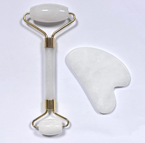 Rouleau de <b>jade</b> naturel blanc et Gua Sha - Product Image 4