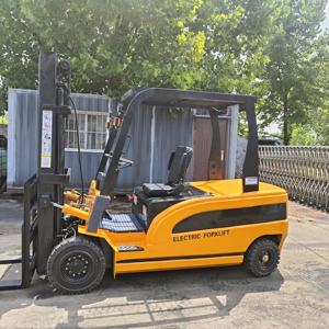 Ücretsiz Kargo 1.5 Ton 2 Ton 2.5 Ton 4X4 4 Çeker Elektrikli Forklift Yüksek Yük Kapasitesi - Product Image 4