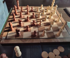 Jeu d'échecs magnétique en <span class=keywords><strong>bois</strong></span> de haute qualité, best-seller, avec plateau pliable, vente en gros, jouet traditionnel pour adultes et enfants - Product Image 3