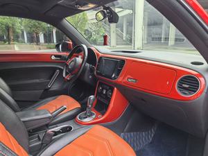 Auto Usado: Volkswagen <span class=keywords><strong>Beetle</strong></span> 1.2T <span class=keywords><strong>2018</strong></span>, Sedán Elegante de 3 Puertas y 4 Asientos - Product Image 5